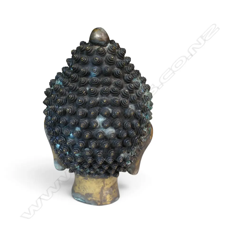 HEAVY SINO- TIBETAN BRASS BUDDHA HEAD WITH PROMINENT URNA,STAMP AT THE BASE, H.220 X 60MM Image 1++
