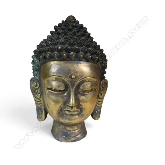 HEAVY SINO- TIBETAN BRASS BUDDHA HEAD WITH PROMINENT URNA,STAMP AT THE BASE, H.220 X 60MM