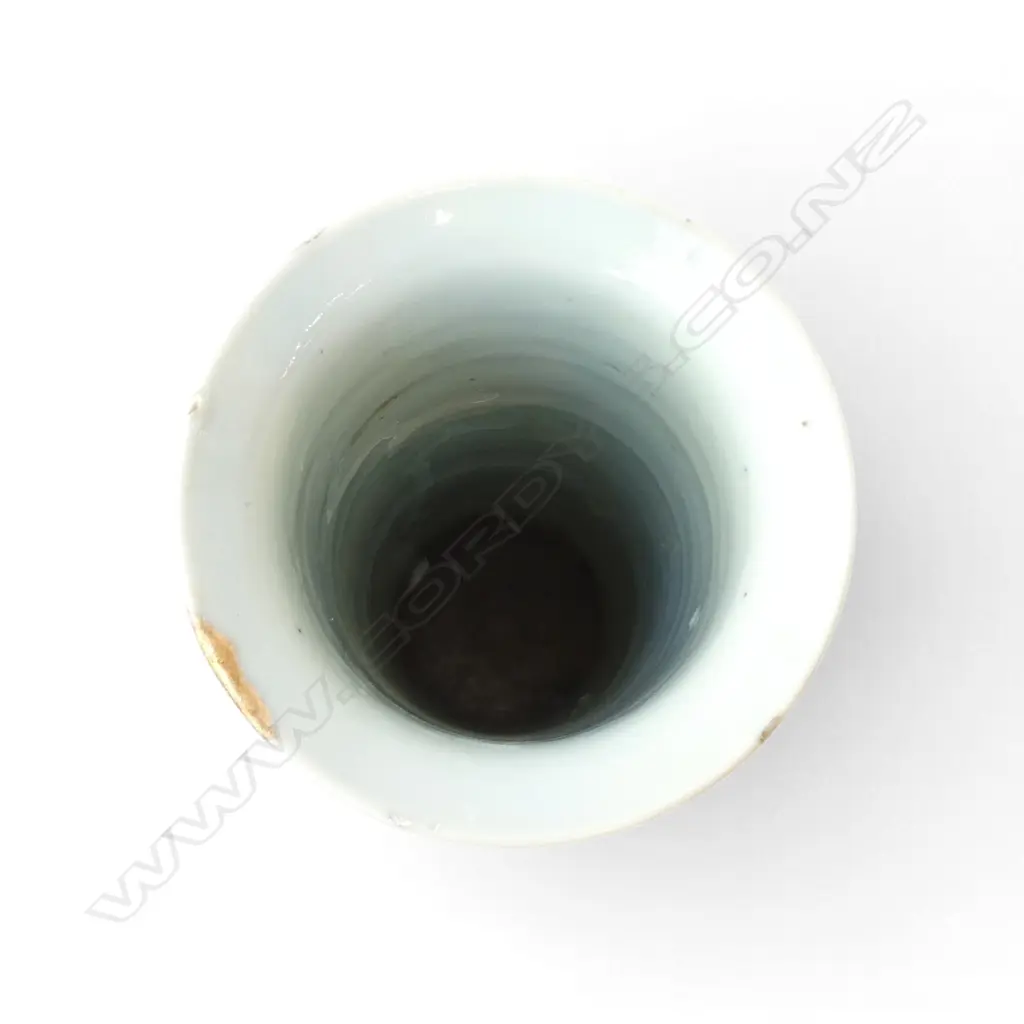 ORIENTAL B/W VASE H.260mm REPAIRS Image 1++