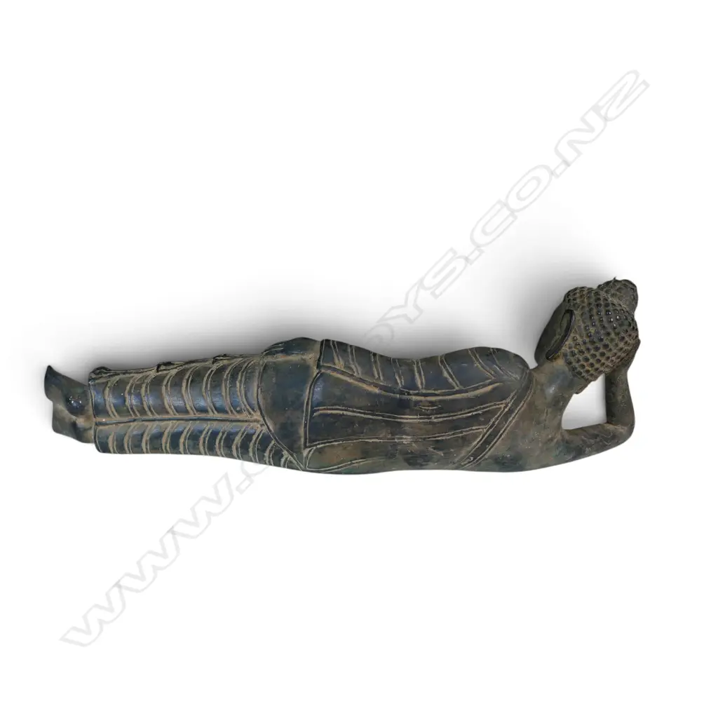 SOUTHEAST ASIAN CAST BRONZED RECLINING BUDDHA (FINAL MOMENTS BEFORE ENTERING NIRVANA). L.400M X 130MM Image 1++