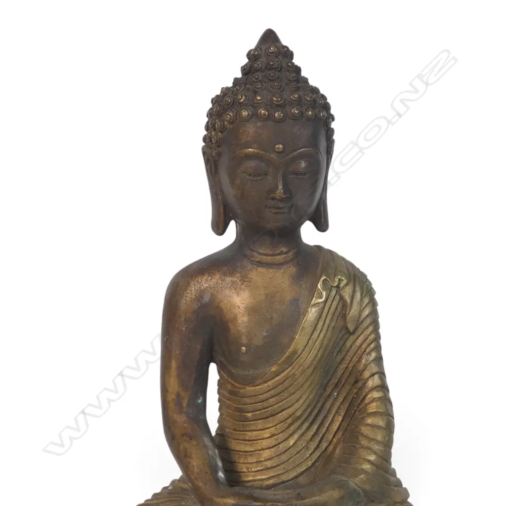 SINO-TIBETAN STYLE BRASS SHAKYAMUNI MEDITATIVE BUDDHA STATUE WITH LAYERED ROBE, 150 X 250MM Image 1++