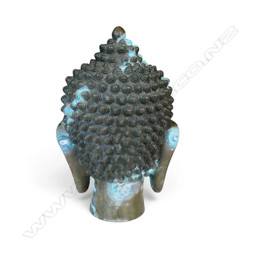 HEAVY CHINESE CAST BRASS MEDITATIVE BUDDHA HEAD WITH SNAIL CURL HAIR, STAMP AT THE BOTTOM, SOME OXIDATION, 220 X 70MM Image 1++