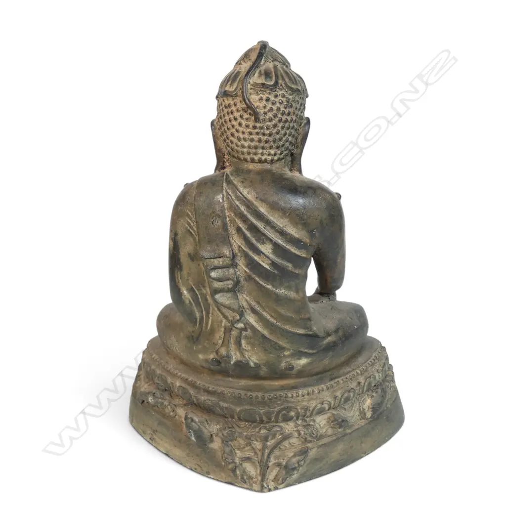 BURMESE MANDALAY STYLE BRONZE STATUE OF BUDDHA SEATING IN A MEDITATIVE POSTURE (EARTH TOUCHING GESTURE), 230 X 280MM Image 1++