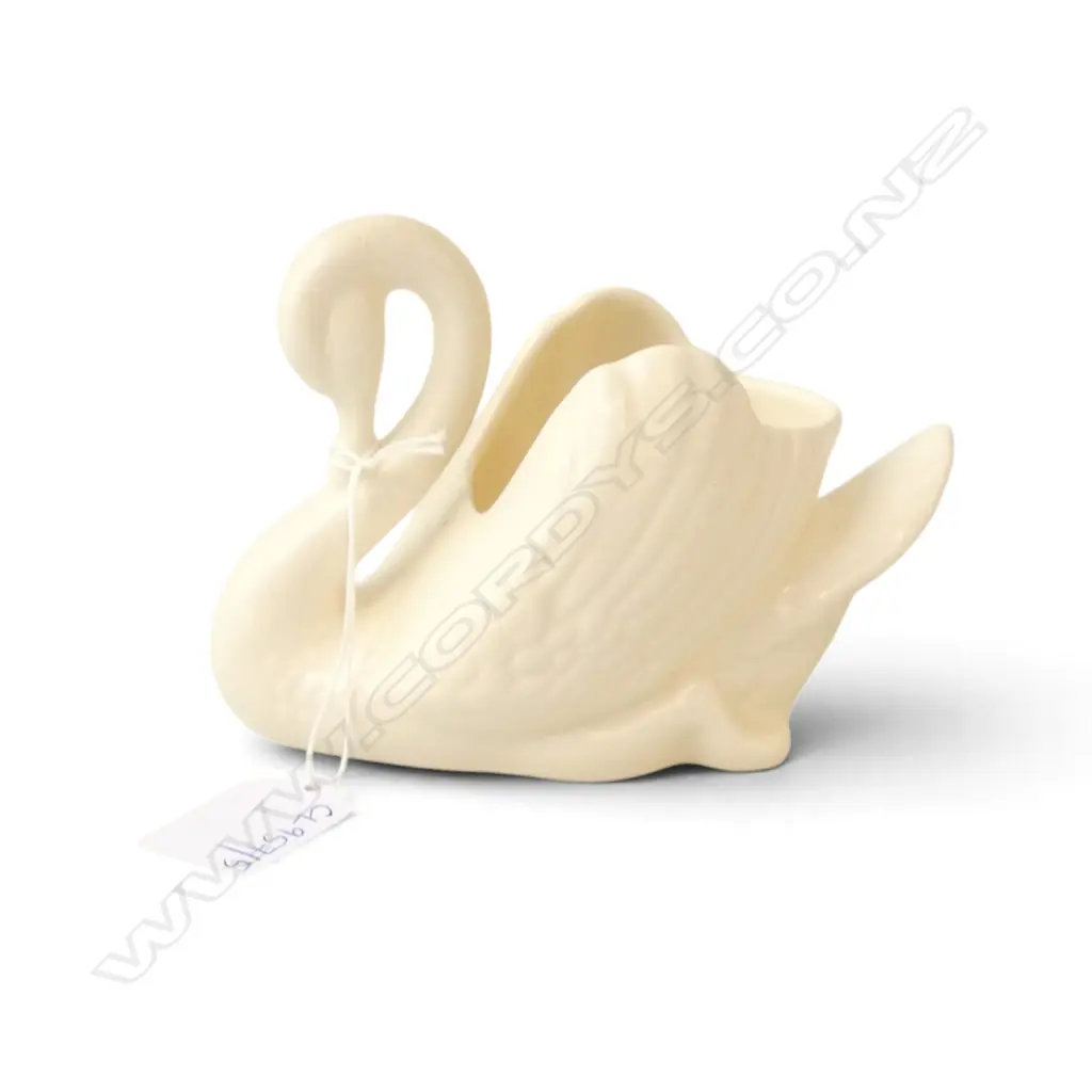 SMALL CROWN LYNN SWAN H.100mm Image 1++