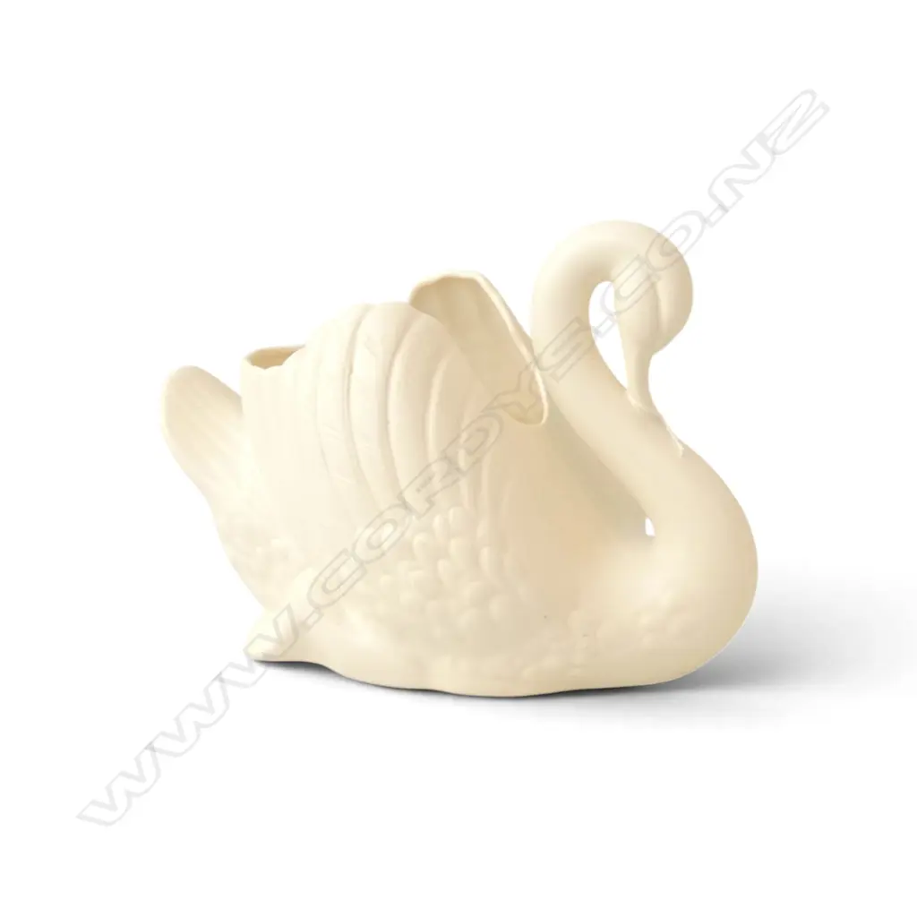LG CROWN LYNN WHITE SWAN #170 H.210mm Image 1++