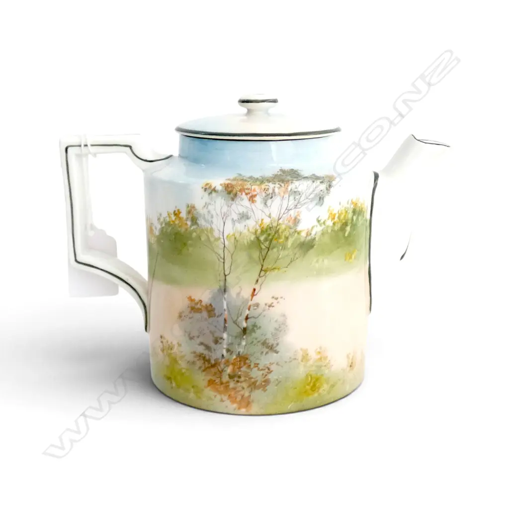 ROYAL DOULTON COACHING DAYS FINE CHINA BLUE SKY TEAPOT, RARE COLOURWAY 1905-1906, H.130mm Image 1++