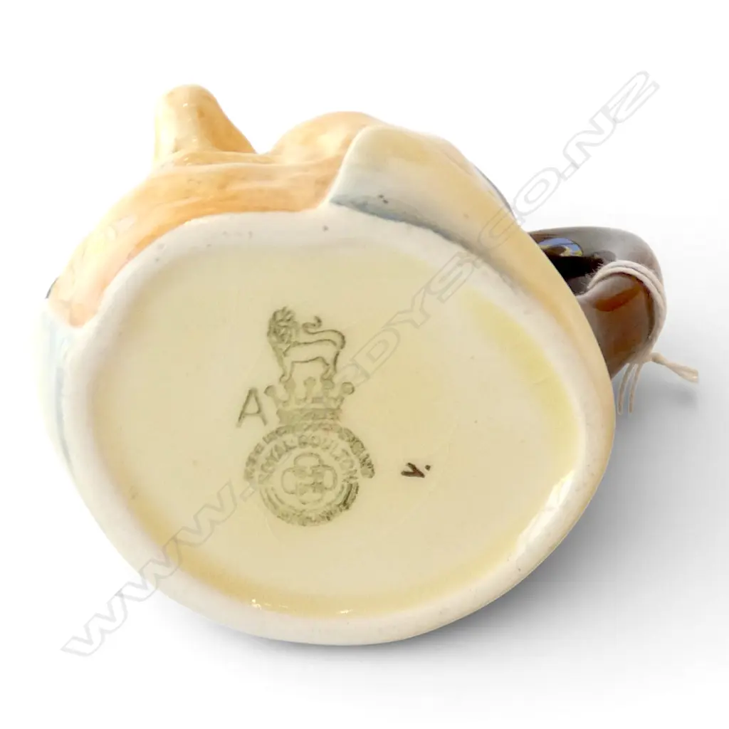 VINTAGE BESWICK WARE 'SAIREY GAMP' CHARACTER TEAPOT, H.140mm & ROYAL DOULTON 'FARMER JOHN' TOBY JUG, H.80mm Image 1++