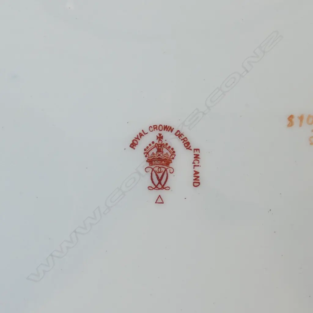 2 PCES ROYAL CROWN DERBY IMARI PATTERN CHINA Dia.230mm Image 1++