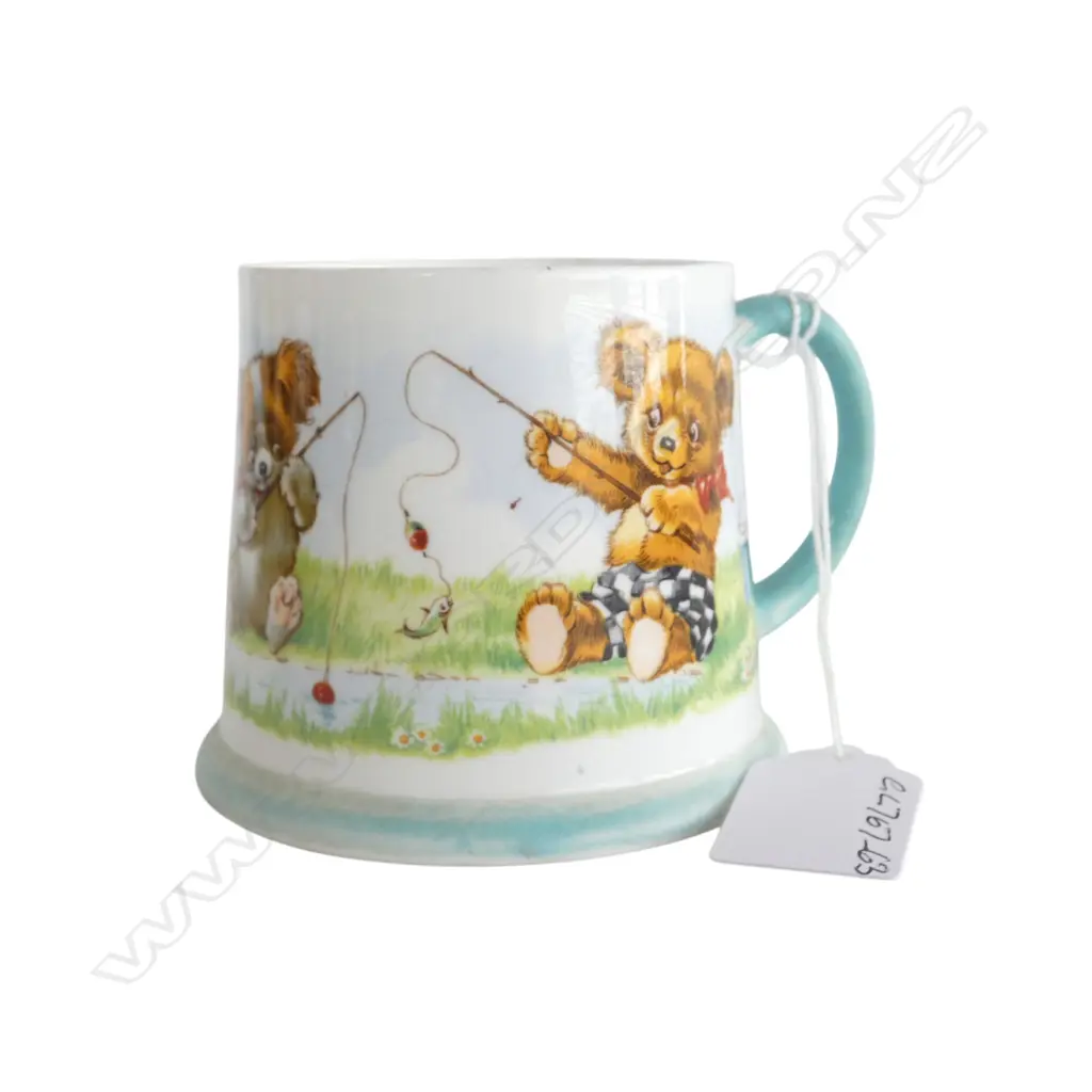 VINTAGE ROYAL ALBERT NURSERY MUG w A E KENNEDY ILLUSTRATIONS, H.75mm Image 1++