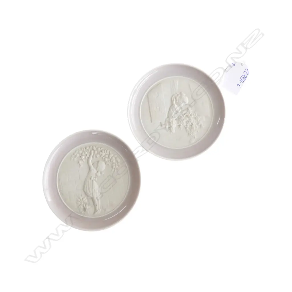 2 LLADRO PIN DISHES Dia.100mm Image 1++