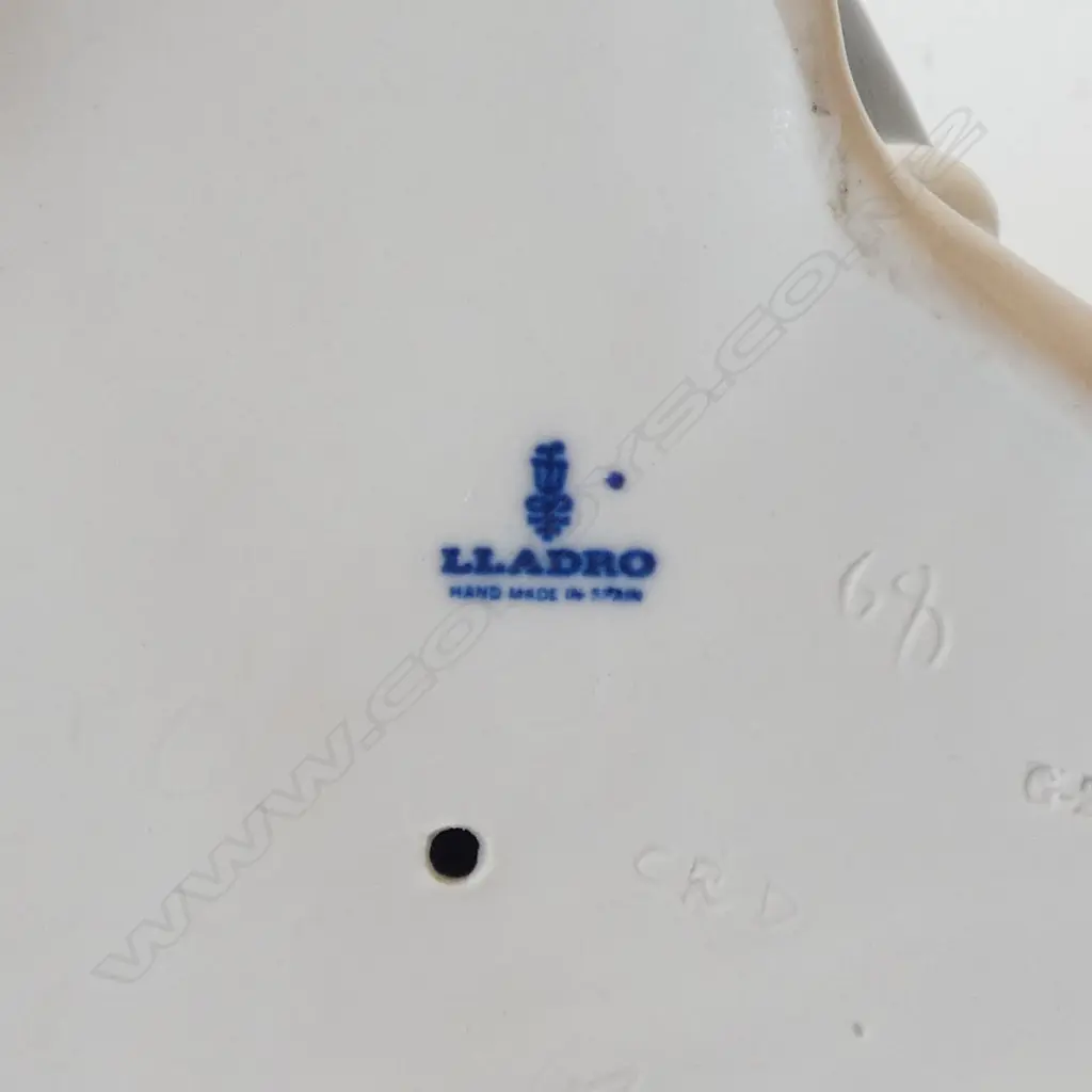 LLADRO FIGURE NEW SHEPERD #4577. H.260mm small old repair Image 1++