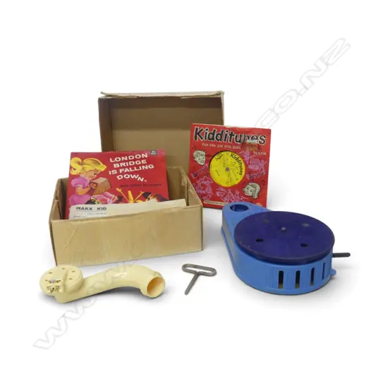 BOXED LUMAR MECHANICAL TOY GRAMOPHONE 