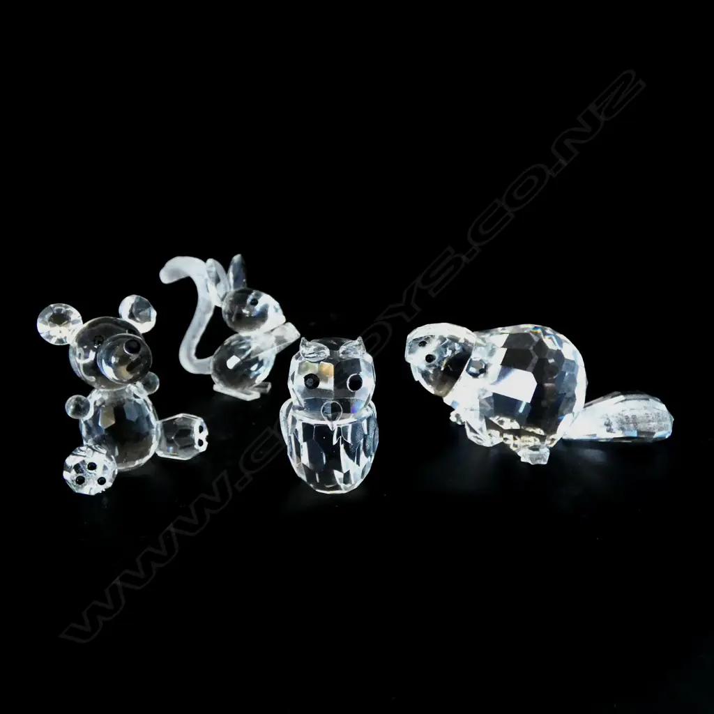 4 SWARVOSKI CRYSTAL ORNAMENTS beaver needs glue L.80mm Image 1++