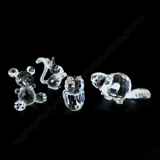4 SWARVOSKI CRYSTAL ORNAMENTS beaver needs glue L.80mm