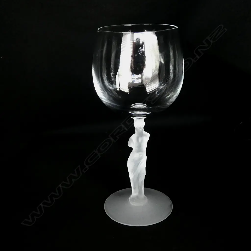 6 VENUS WINE GLASSES H.185mm + 9 PCE VENETIAN DRINKS SET (8 CUPS & DECANTER) Image 1++