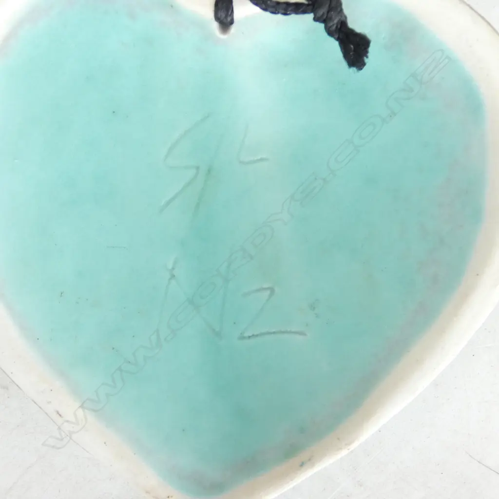 5 KEUM SUN LEE WALL HANGING HEARTS, TEAL, H.100mm Image 1++