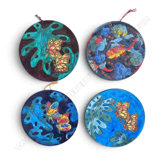 4 KEUM SUN LEE ROUND WALL HANGING PLATES, Dia.135mm