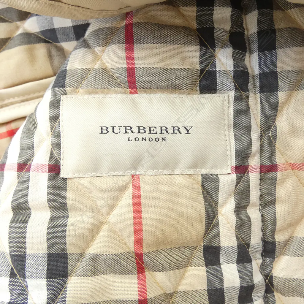 BURBERRY QUILTED COAT, PUMICE COLOUR, LIGHT WEIGHT, SZ M Image 1++