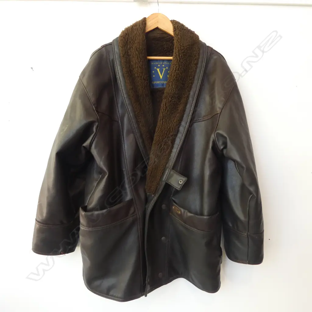 VINTAGE ITALIAN JACKET Image 1++