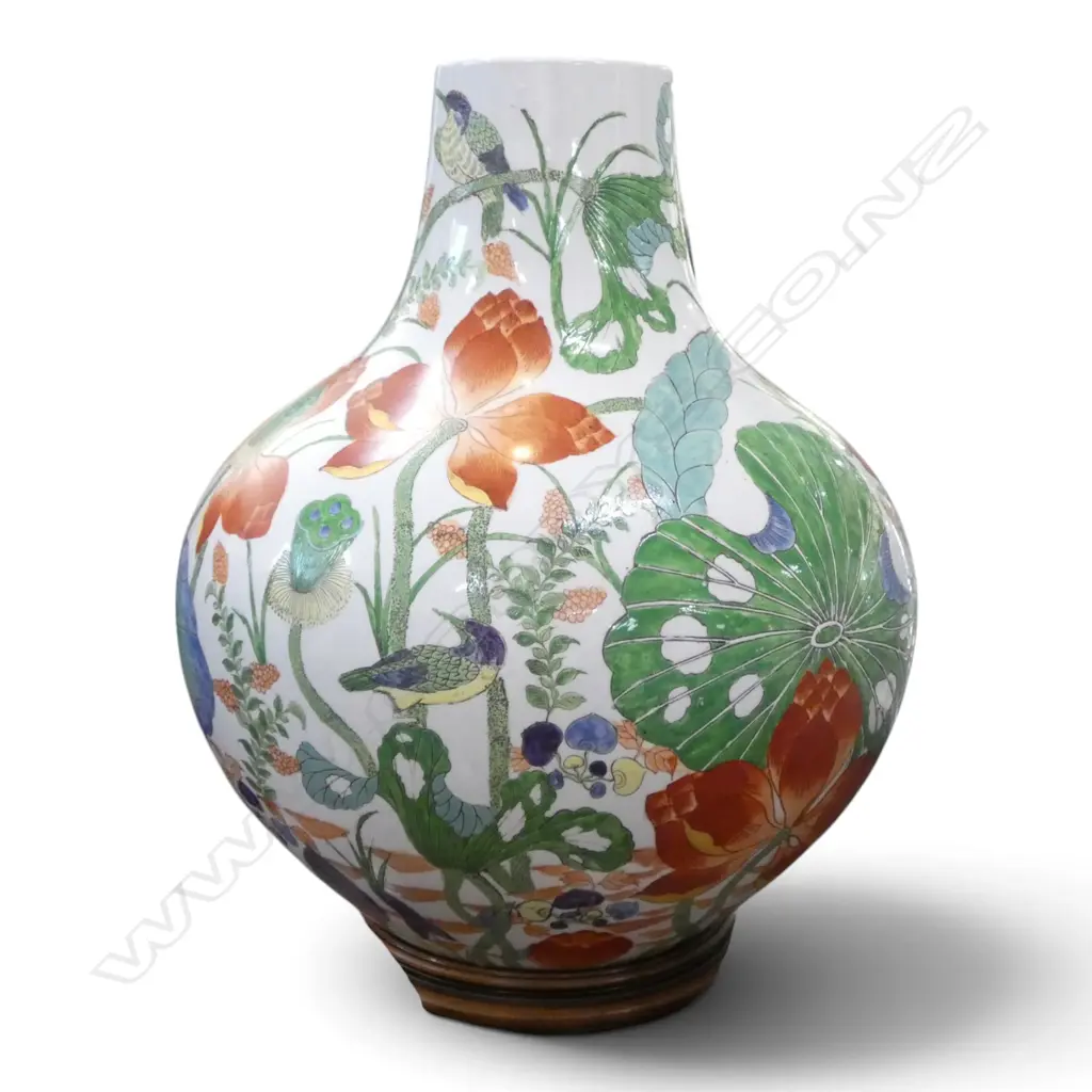 LG ORIENTAL VASE ON STAND H.530mm Image 1++