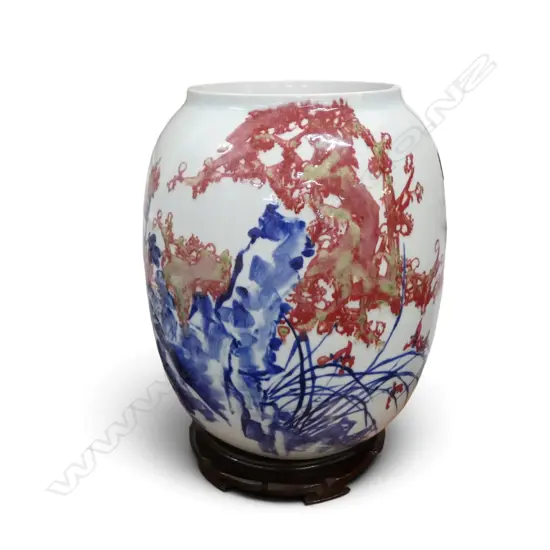 ORIENTAL VASE ON STAND H.465mm