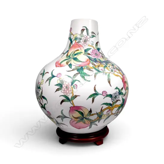 LG ORIENTAL VASE ON STAND H.530mm