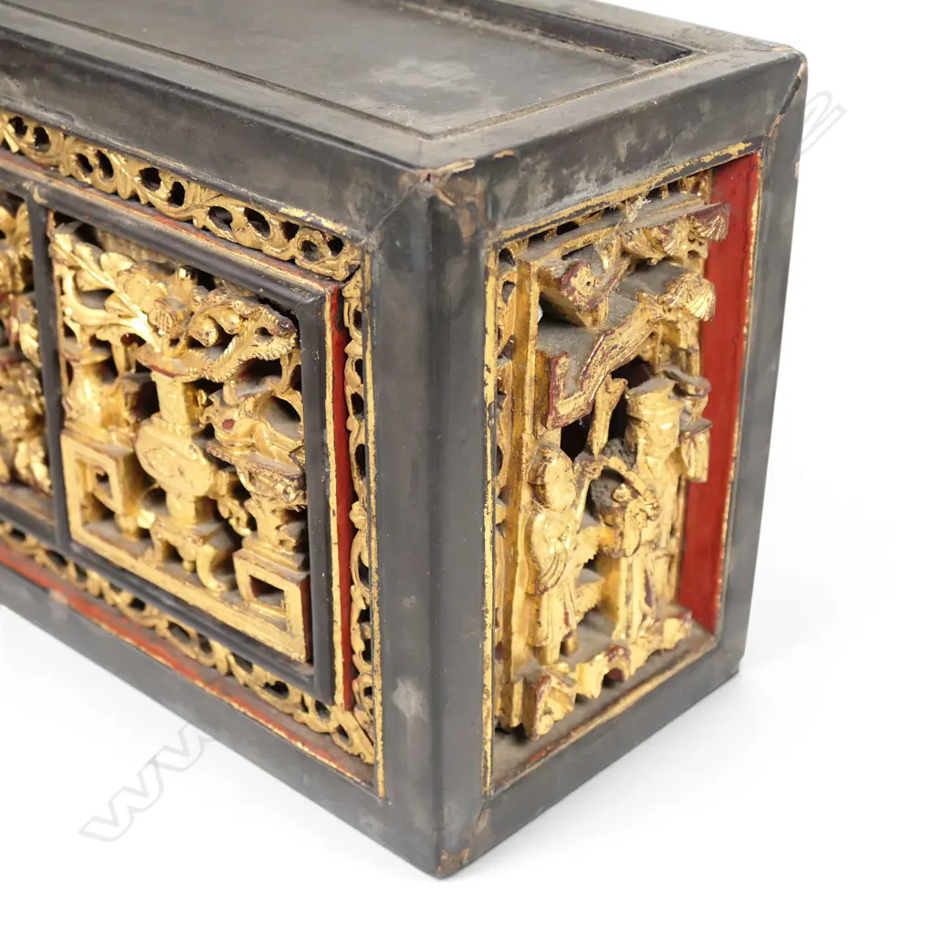 ORIENTAL GILT WOOD STAND W.405mm Image 1++