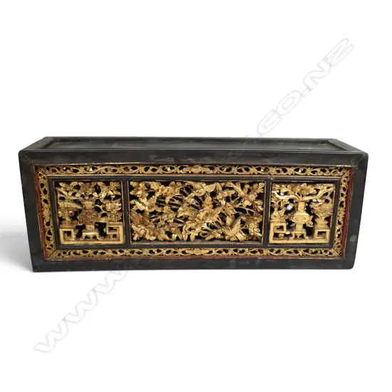 ORIENTAL GILT WOOD STAND W.405mm