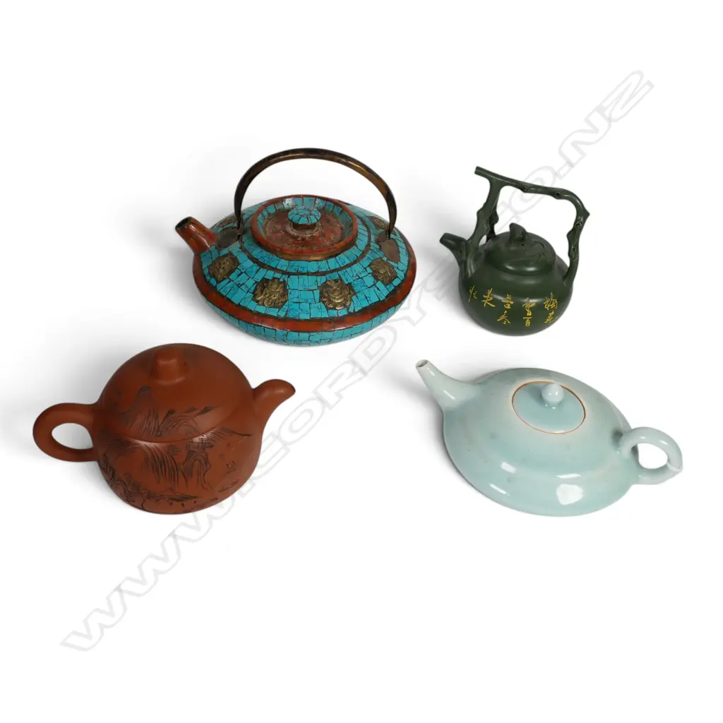 4 ORIENTAL TEAPOTS H.140mm Image 1++