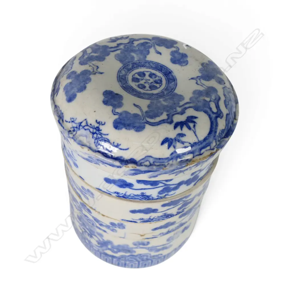 ANTIQUE B/W CERAMIC JUBAKO STACKING FOOD BOX H.260mm, 190mm dia Image 1++