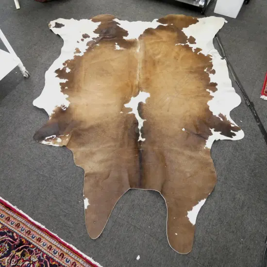 COW HIDE RUG 2240x1550mm