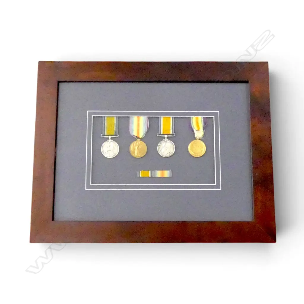 FRAMED SET OF 4 GREAT WAR MEDALS 140x250mm (375x485mm OVERALL) Image 1++