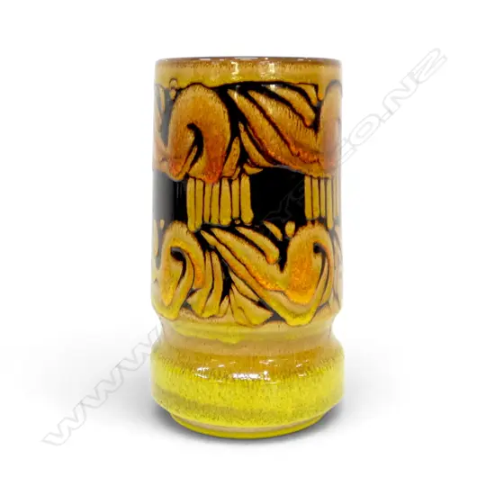 MID-CENTURY POOLE AEGAN VASE No.84 H.235mm