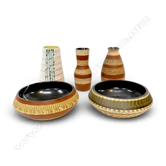 3 RETRO WEST GERMAN VASES + 2 BOWLS H.185mm
