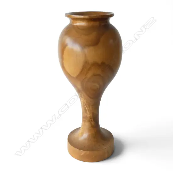 LG CAMPHOR LAUREL TURNED VASE BY KEN POLLOCK NSW 2001 H.610mm