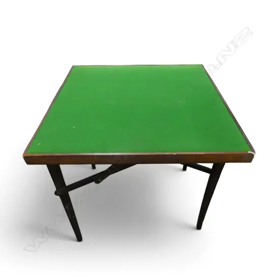 FOLDING CARD TABLE 695x695mm
