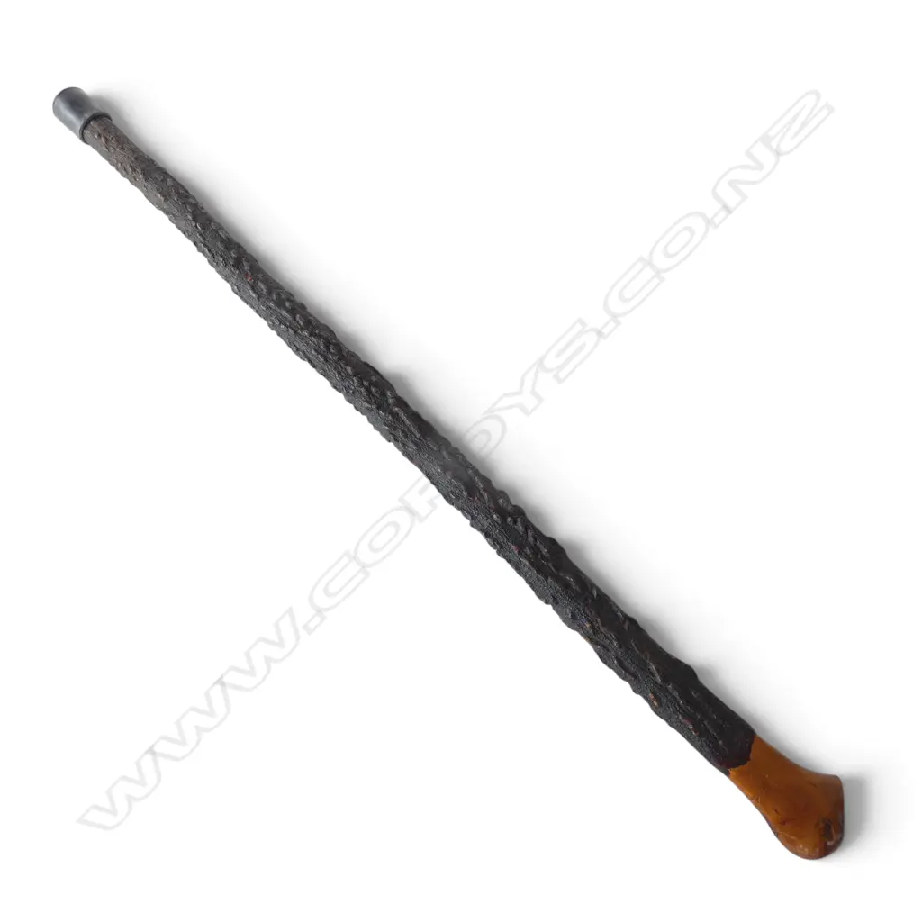 GNARLED WOOD WALKING STICK L.890mm Image 1++