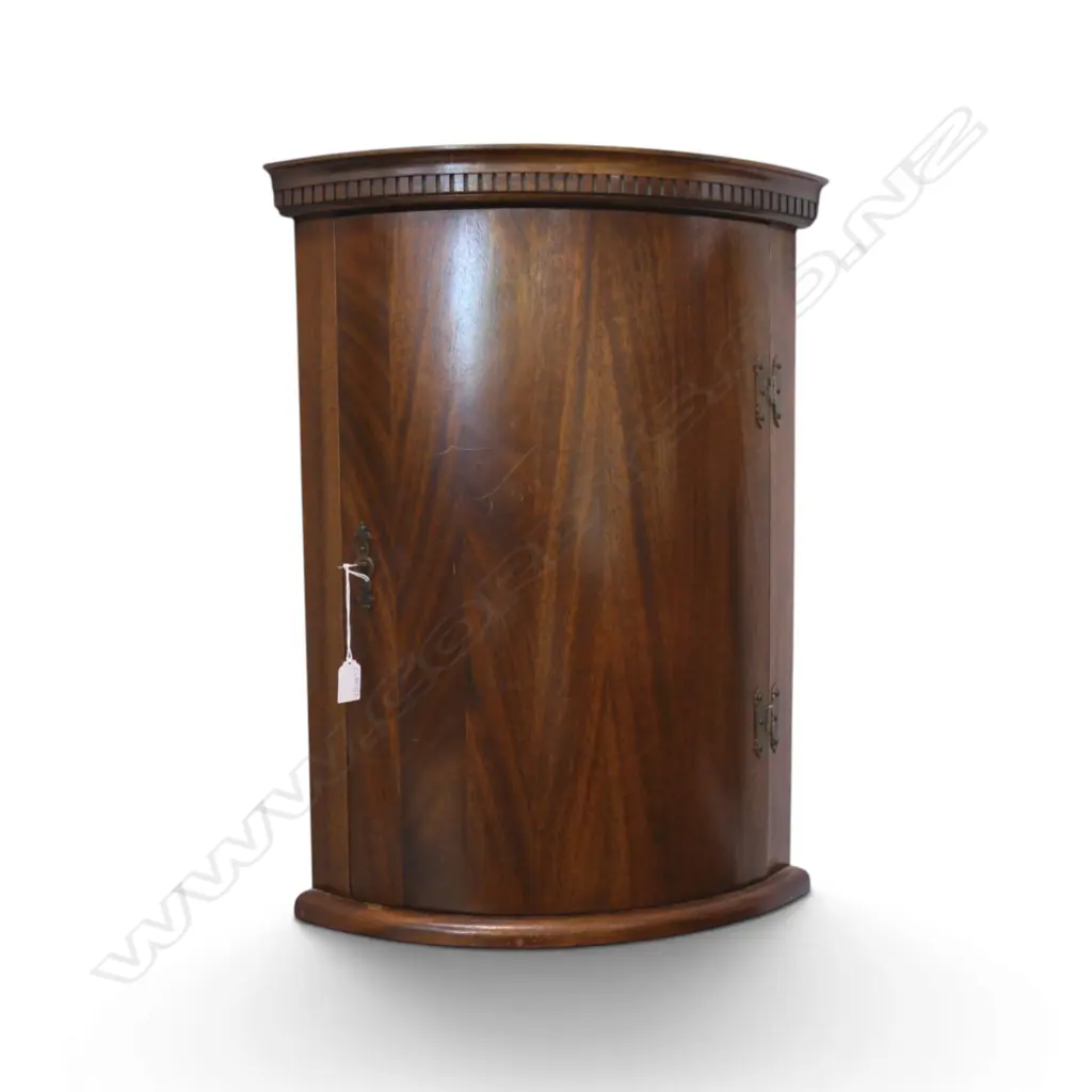 GEORGIAN STYLE MAHOGANY CORNER CABINET H.670mm Image 1++