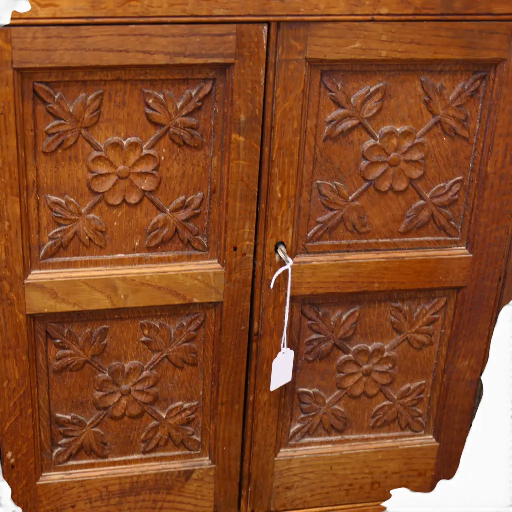 CARVED OAK CORNER CABINET H.565mm Image 1++