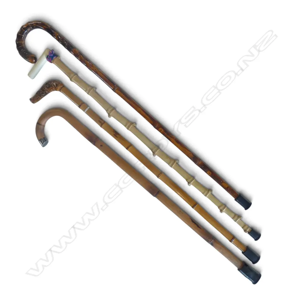 4 BAMBOO WALKING STICKS L.910mm Image 1++