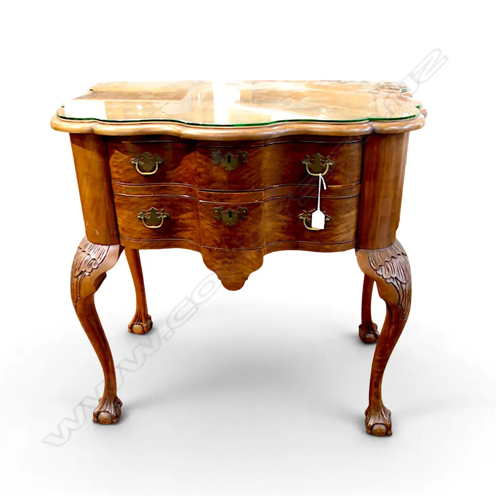 ANTIQUE STYLE WALNUT LOWBOY 775x500x765mm glass top Image 1++