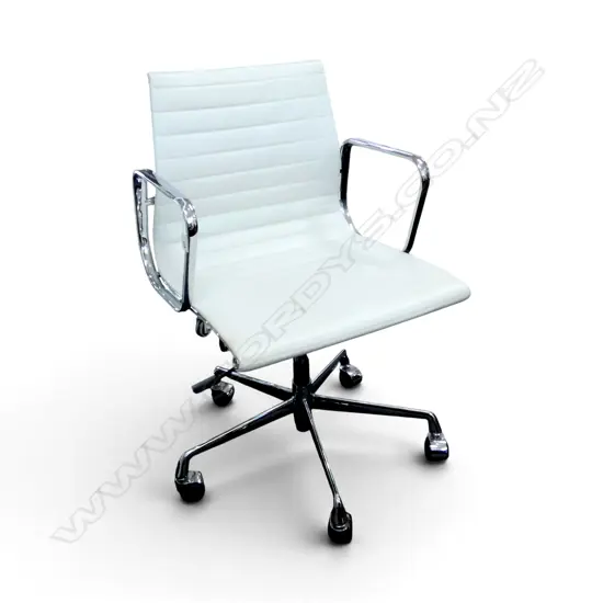 WHITE EAMES STYLE OFFICE CHAIR