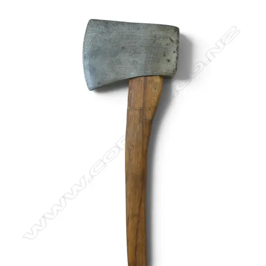 VINTAGE AXE; KELLY WORKS TRUE TEMPER DYNAMIC L.820mm