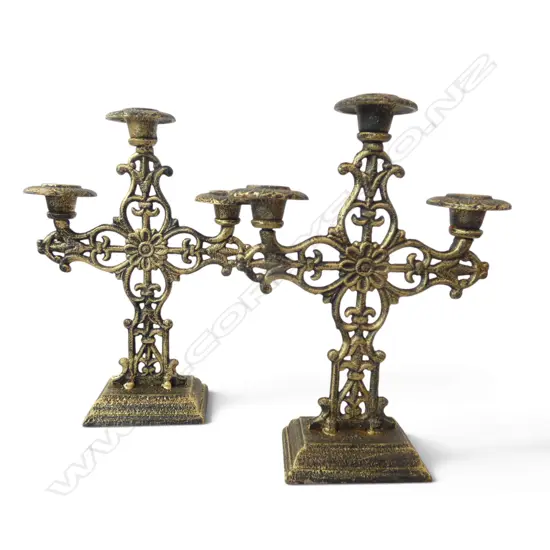 PR METAL CANDELABRAS H330MM