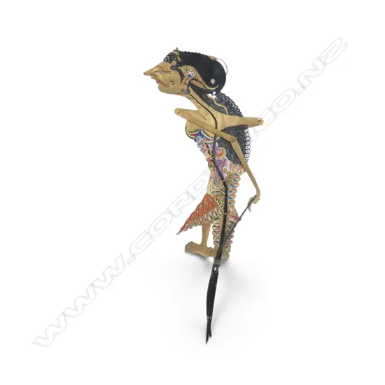 INDONESIAN WAYANG KULIT TRADITIONAL SHADOW PUPPET OF A PRINCE, HORN RODS & WATER BUFFALO HIDE,H.600MM