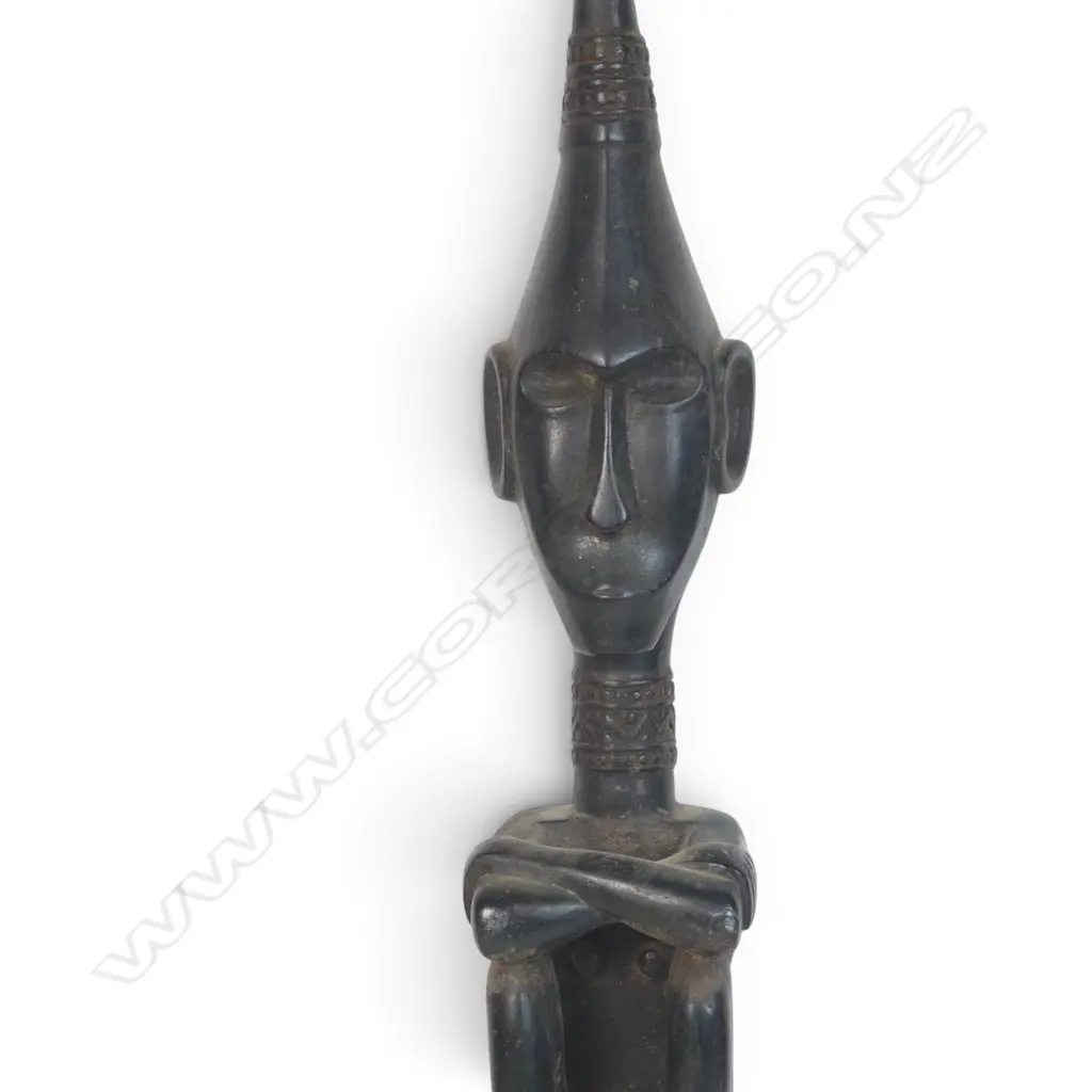 TANIMBAR ISLANDS (INDONESIA) BRONZED BRASS STATUE OF A SEATED RAJA ROYAL FIGURE, H.470MM Image 1++