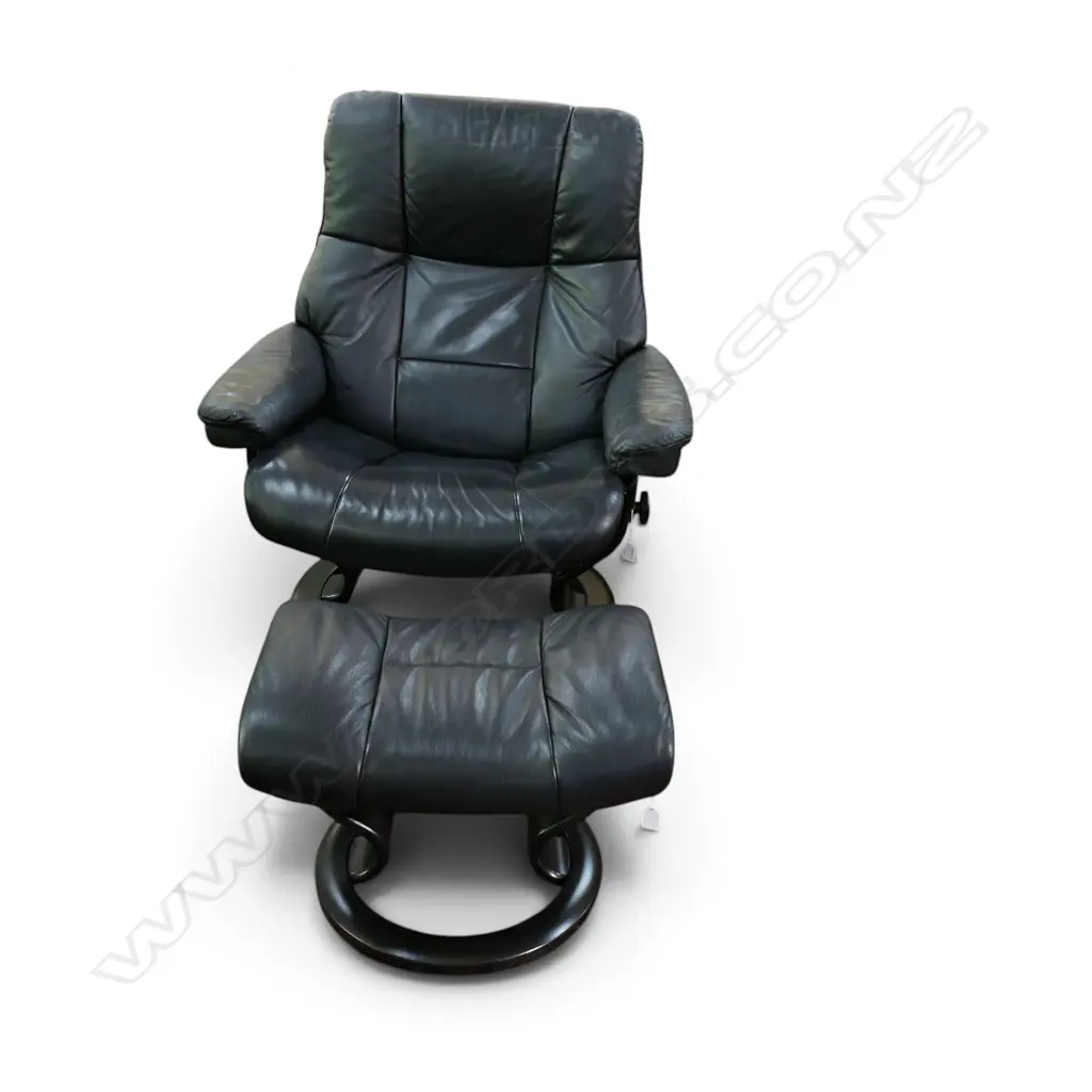 EKORNES NORWAY BLACK LEATHER STRESSLESS CHAIR AND FOOTREST H. 1000MM  Image 1++