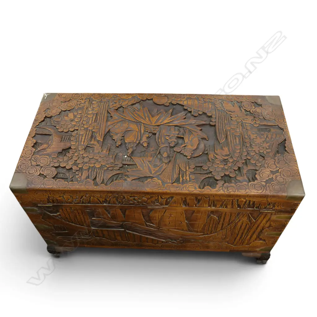 CAMPHOR CHEST 1020x510x610mm Image 1++