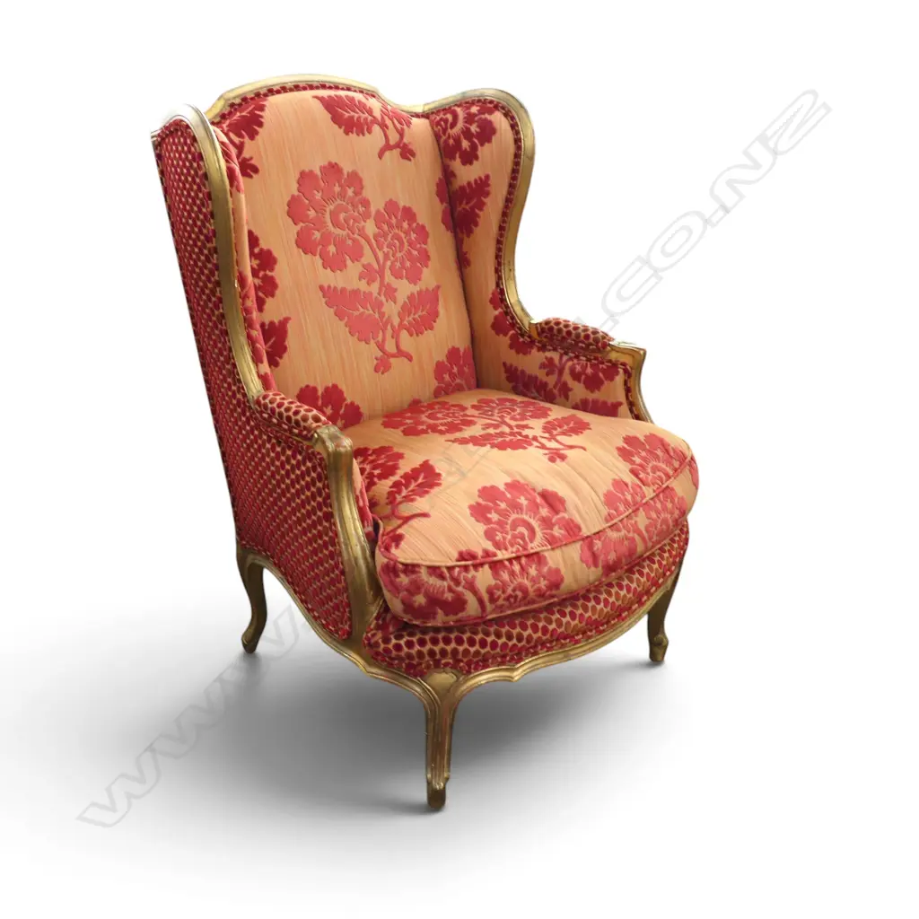 LATE 20thC FRENCH STYLE DECORATIVE WING BACK CHAIR gilt frame red cut velvet upholstery Image 1++