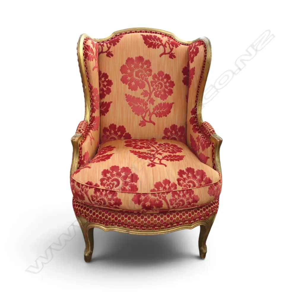 LATE 20thC FRENCH STYLE DECORATIVE WING BACK CHAIR gilt frame red cut velvet upholstery Image 1++